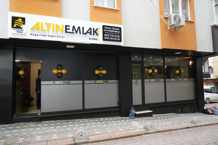 Altın Emlak Zeytinburnu Şubesine G&ouml;rkemli A&ccedil;ılış