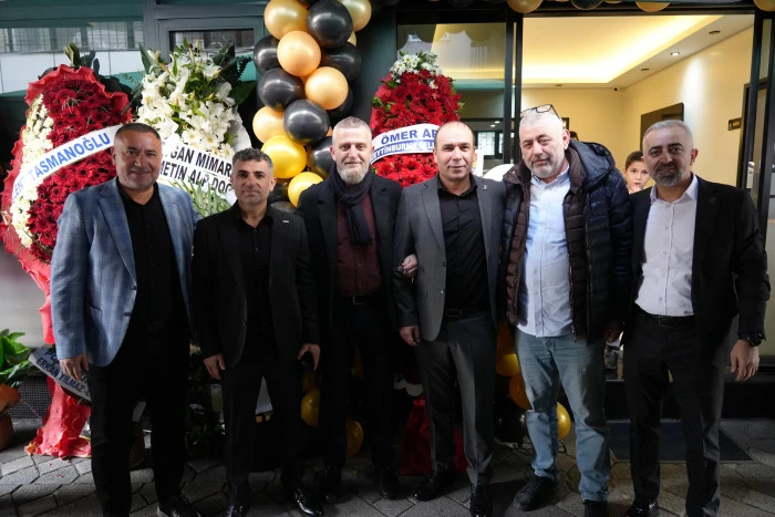 Altın Emlak Zeytinburnu Şubesine G&ouml;rkemli A&ccedil;ılış