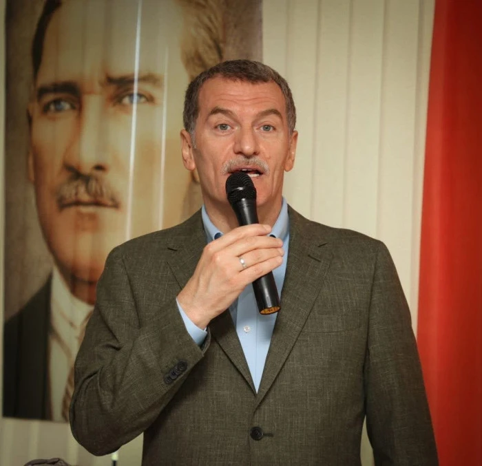 AK Parti 24 Yaşında