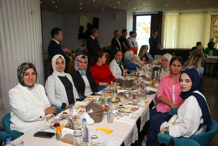 AK Parti 24 Yaşında