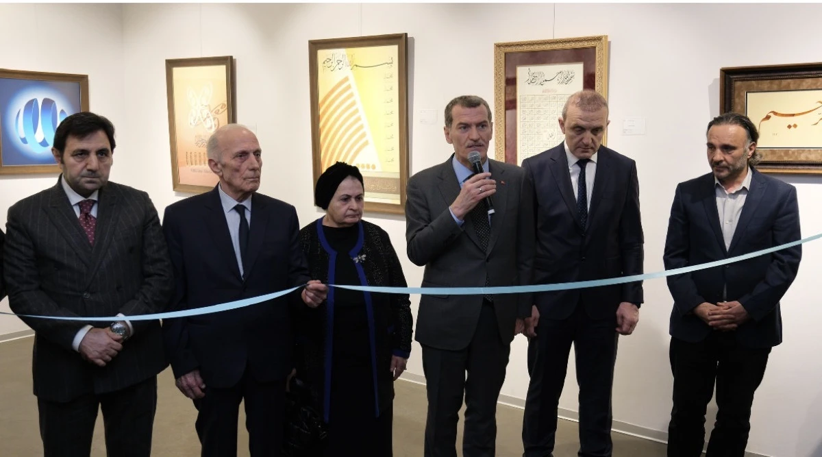 &ldquo;Bir Hat &Uuml;zerinde 63. Yıl&rdquo; Sergisi Sanatseverlerle Buluştu