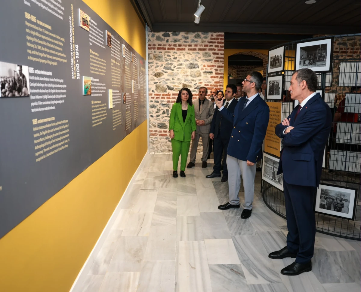 İnsanlığın Y&uuml;k&uuml; Sergisi Kazlı&ccedil;eşme Sanat&rsquo;ta Ziyarete A&ccedil;ıldı