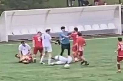 Yıldızspor ma&ccedil;ında olaylar &ccedil;ıktı