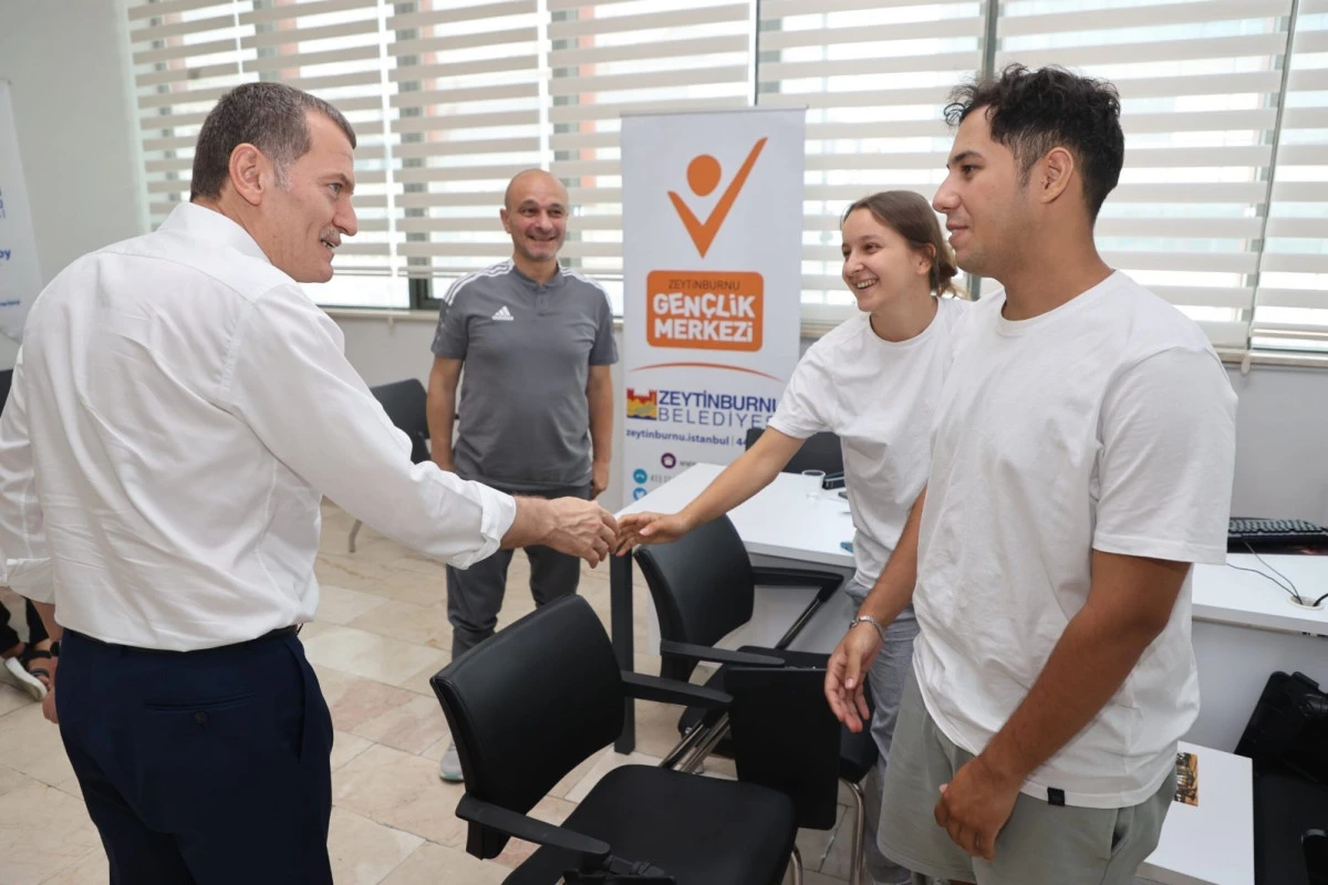 Zeytinburnu Belediyesi &Uuml;niversite Tercihinizde Yanınızda..!